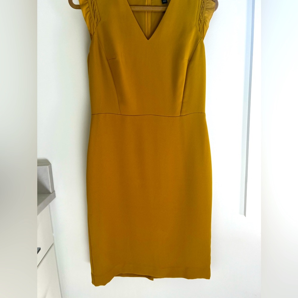 Yellow v neck shift dress